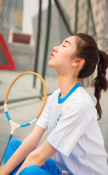 不良之年少轻狂